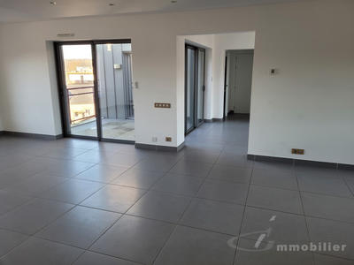 Appartement - 180 m² - 7 pièces