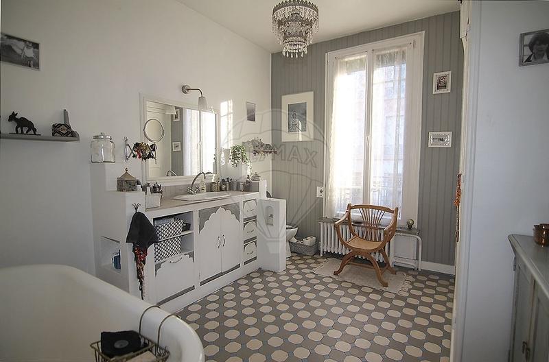 Maison - 105 m² - 6 pièces