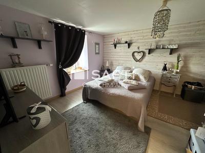 Maison - 167 m² - 8 pièces