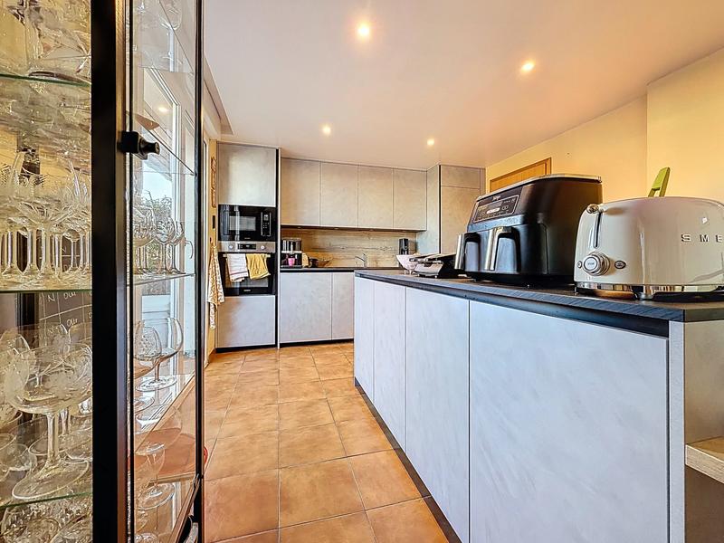 Appartement - 79 m² - 3 pièces