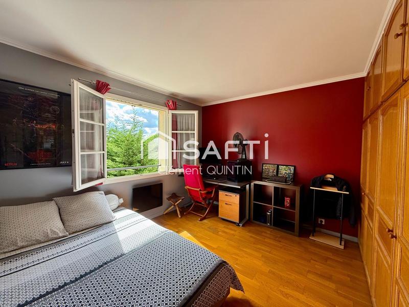 Maison - 144 m² - 7 pièces