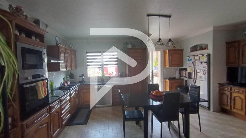 Maison - 150 m² - 5 pièces