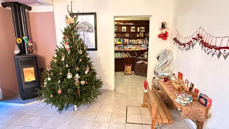 Maison - 250 m² - 7 pièces