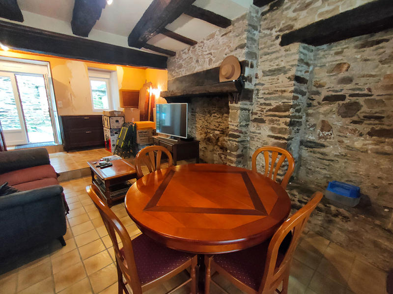 Maison - 80 m² - 5 pièces