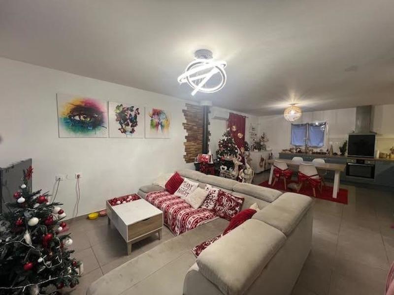 Maison - 79 m² - 4 pièces