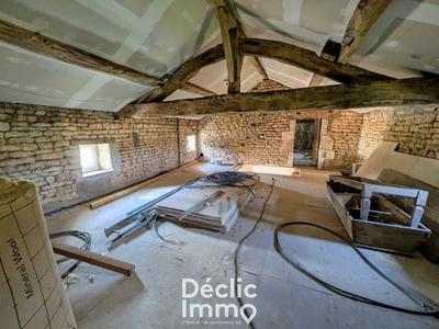 Maison ancienne - 204 m² - 3 pièces