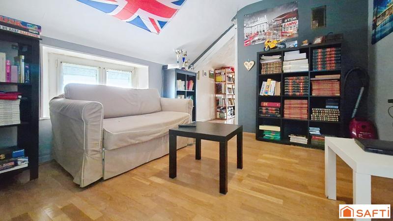 Maison - 200 m² - 8 pièces