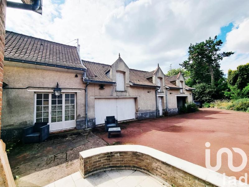 Maison - 294 m² - 9 pièces