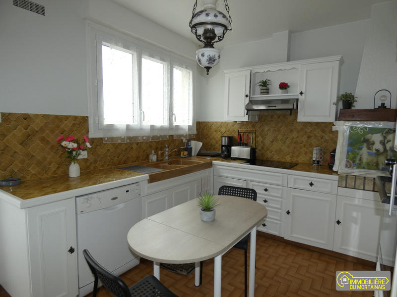 Maison - 212 m² - 5 pièces