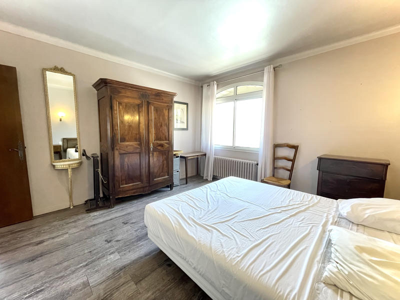 Maison - 364 m² - 7 pièces