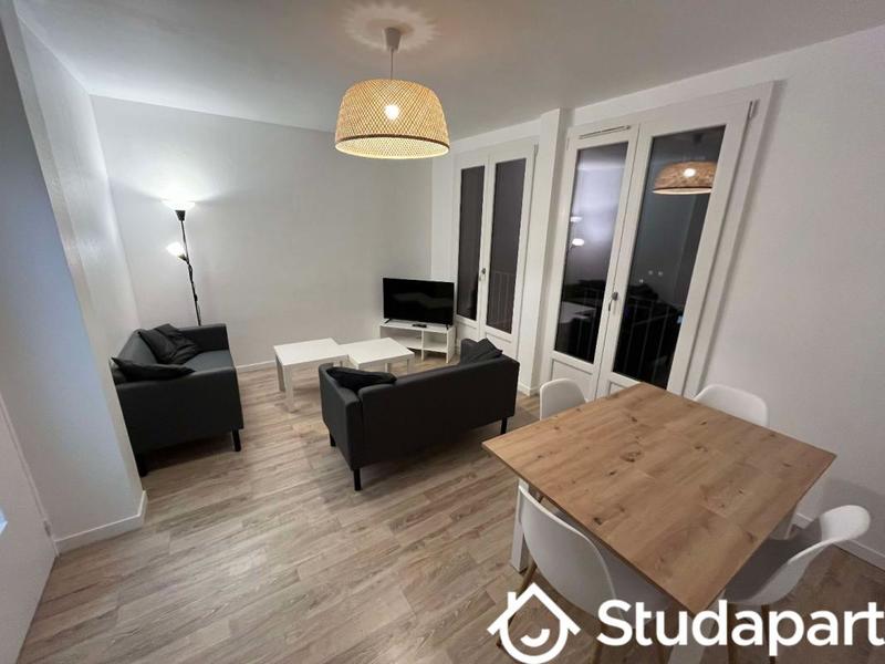 Chambre - 20 m² - 1 pièce