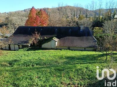 Maison - 383 m² - 12 pièces