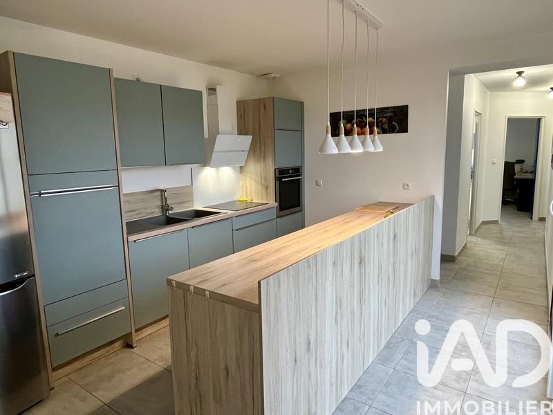 Maison - 97 m² - 5 pièces