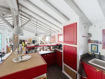 Appartement - 142 m² - 4 pièces