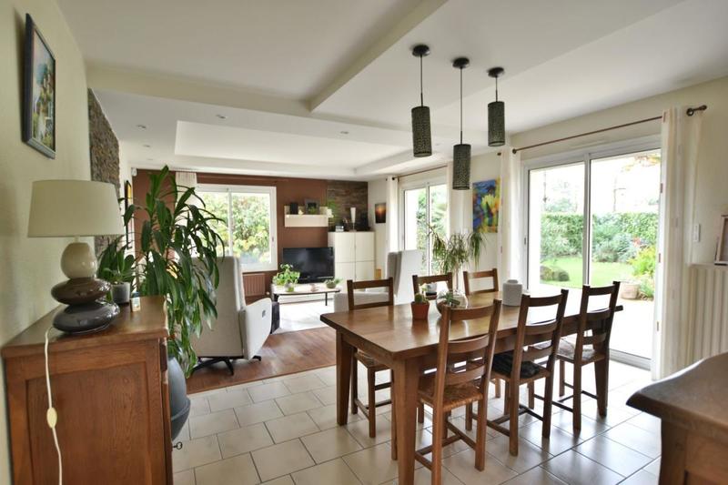 Maison - 142 m² - 7 pièces