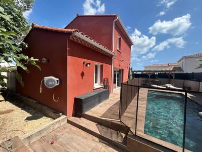 Maison - 92 m² - 4 pièces