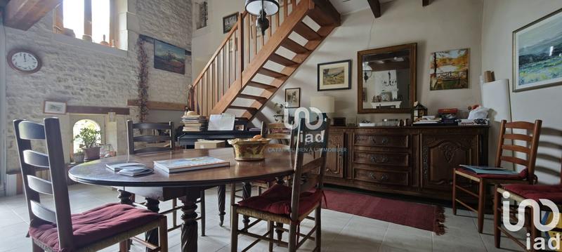 Maison - 228 m² - 7 pièces