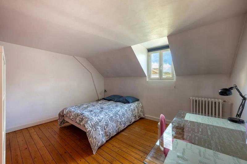 Maison - 187 m² - 6 pièces