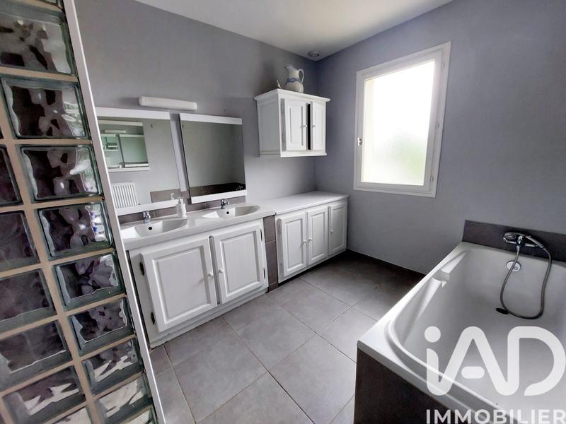 Maison - 180 m² - 6 pièces