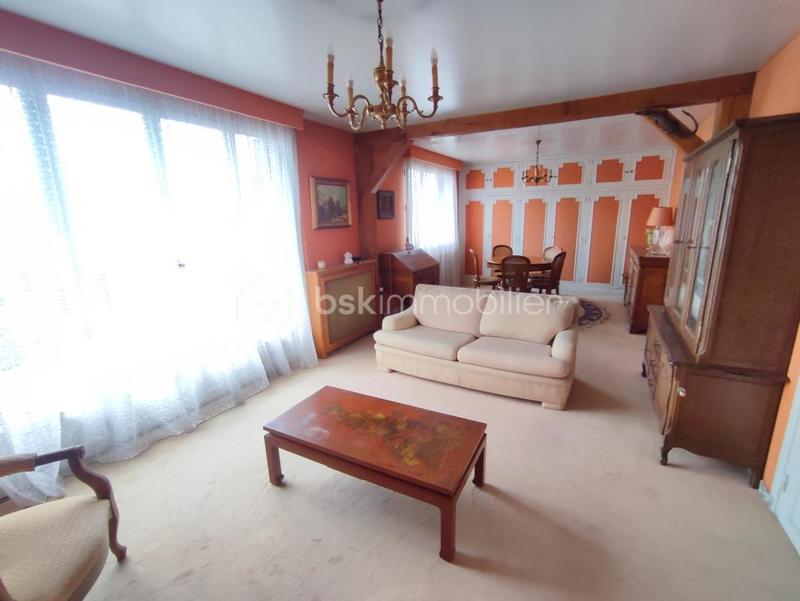 Maison traditionnelle - 80 m² - 4 pièces