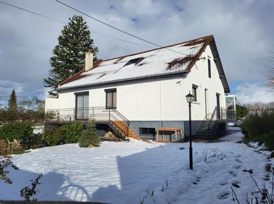 Maison traditionnelle - 130 m² - 7 pièces