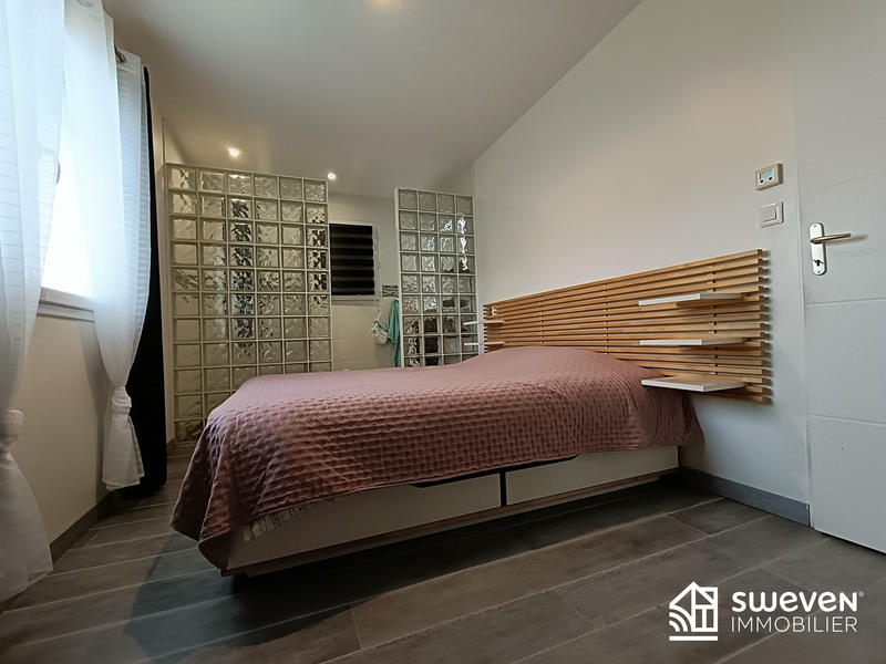 Maison - 188 m² - 7 pièces