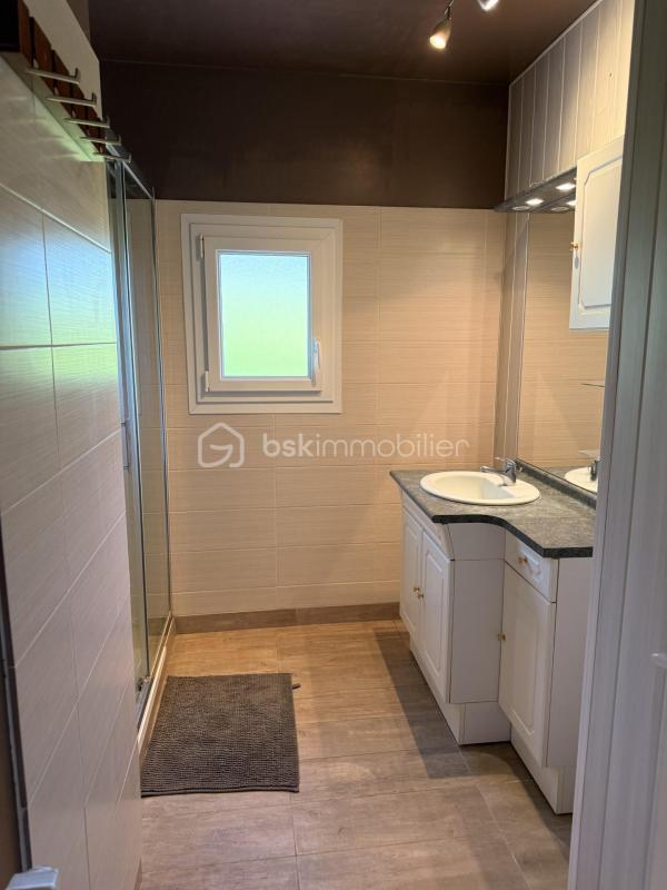 Maison - 87 m² - 5 pièces