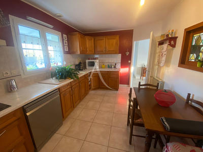 Maison - 92 m² - 5 pièces