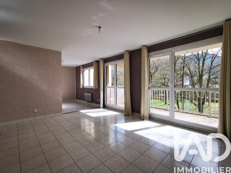 Appartement - 102 m² - 5 pièces