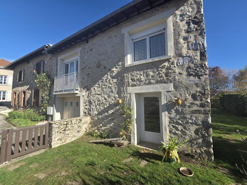 Maison de village - 171 m² - 10 pièces