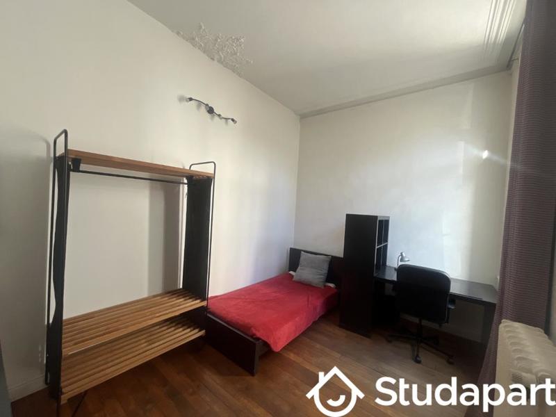 Chambre - 12 m² - 1 pièce