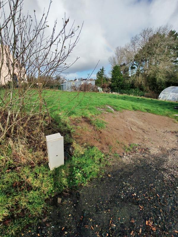 Terrain constructible - 683 m²