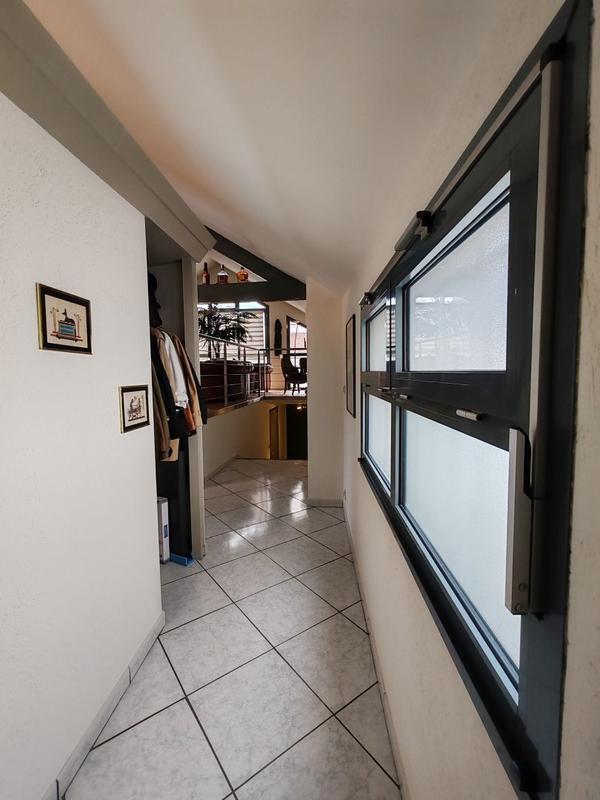 Maison - 175 m² - 8 pièces