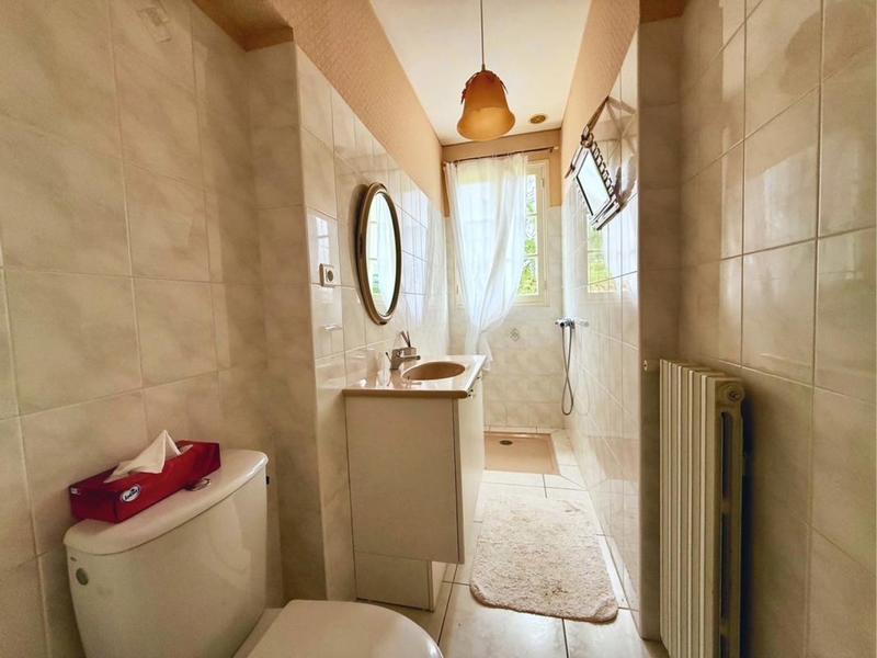 Maison - 185 m² - 7 pièces