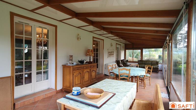 Maison - 168 m² - 7 pièces