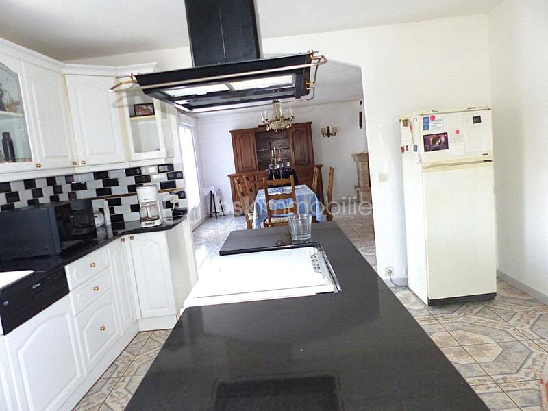 Maison traditionnelle - 195 m² - 8 pièces