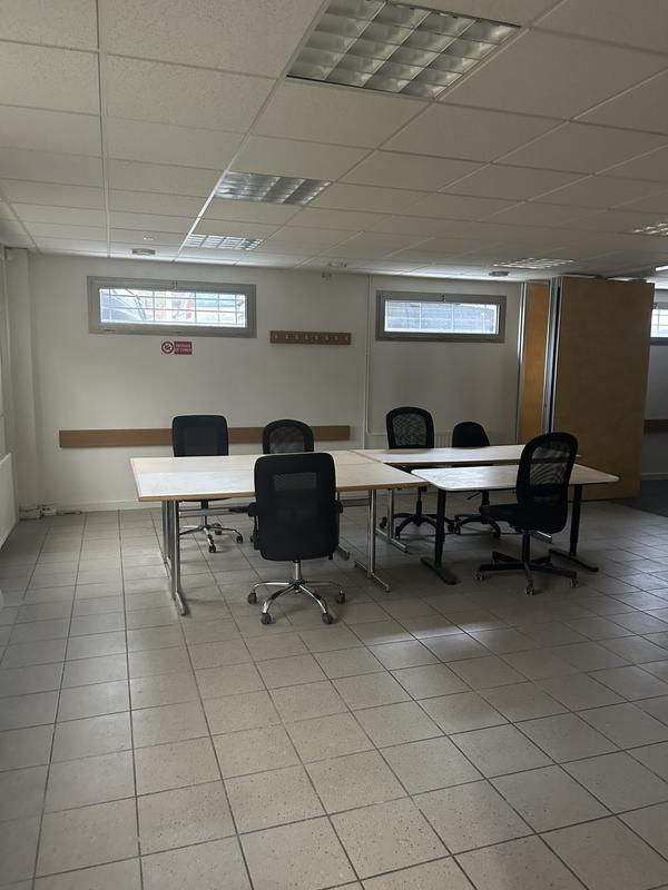 Bureau - 202 m²