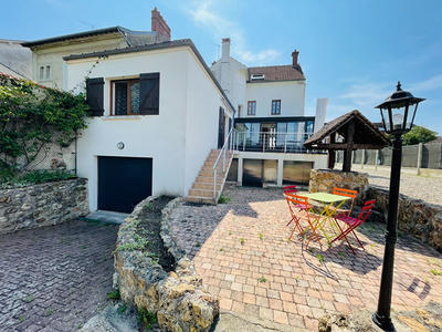 Maison - 175 m² - 7 pièces