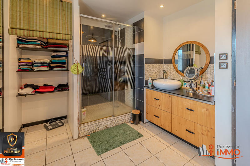 Ferme - 229 m² - 5 pièces