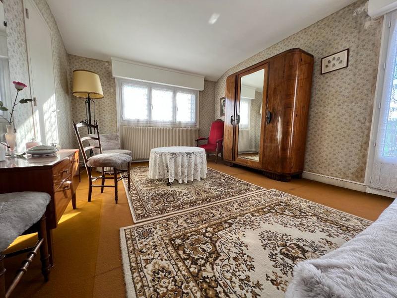 Maison - 95 m² - 6 pièces