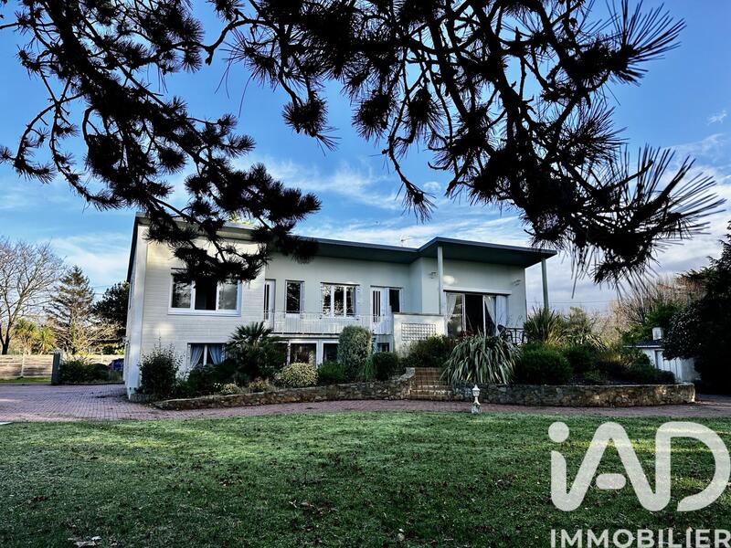 Maison de maîtres - 156 m² - 6 pièces