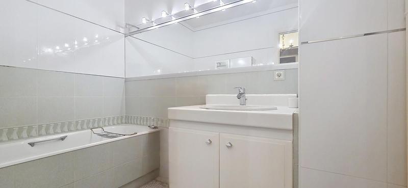 Appartement - 92 m² - 4 pièces