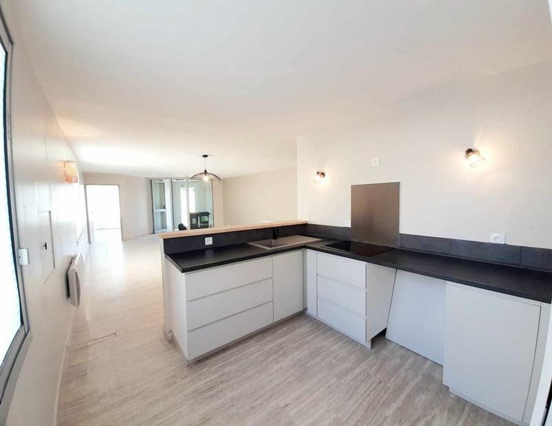 Maison - 127 m² - 5 pièces