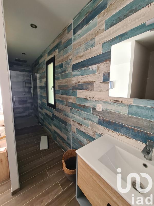 Maison - 250 m² - 7 pièces