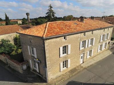 Maison de village - 214 m² - 7 pièces