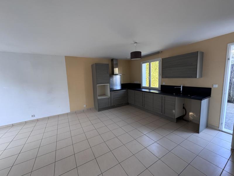 Villa - 80 m² - 5 pièces