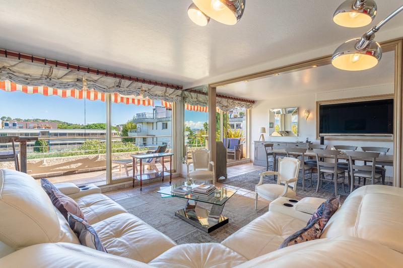 Maison - 122 m² - 5 pièces