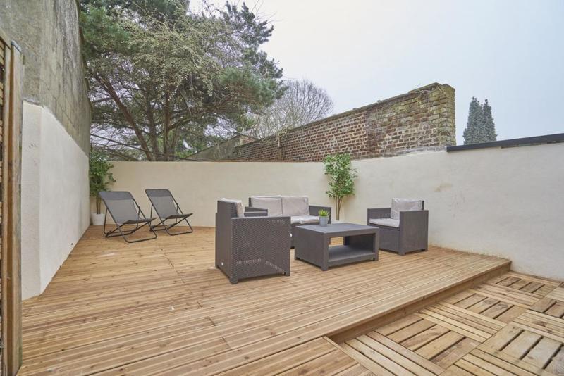 Maison - 94 m² - 6 pièces