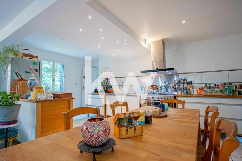 Maison ancienne - 176 m² - 8 pièces