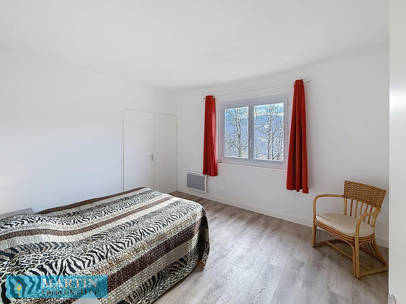 Maison - 304 m² - 7 pièces